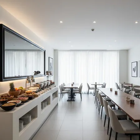 מלון דירות Parla איזמיר