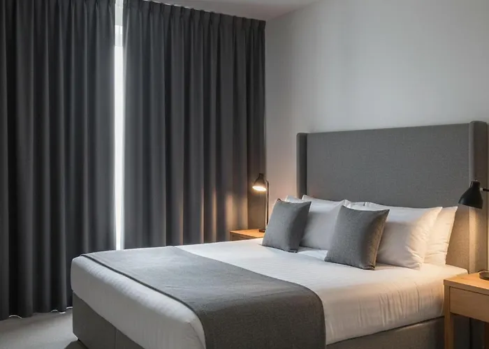 מלון דירות Parla איזמיר